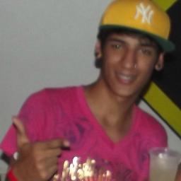 Nessa vida louca vivemos e aprendemos, sou o que sou e não o que pensam!!
