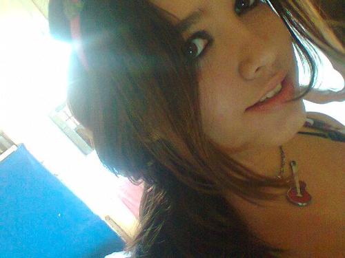 Duvida da luz dos astros, 
De que o sol tenha calor,
 Duvida até da verdade,
 Mas confia em meu amor.
 William Shakespeare