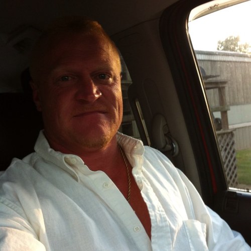 JoelSugg's profile picture. Lifes a ball, lets bounce!