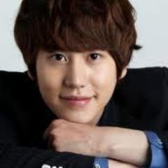 {Verified : @MMT_RPent} ||#KyuUnited  MagnaeSJ *-* ||  Love ♥ [@lopechorong] || temen gua {@RiseSilver3} || Tuin Saya (?·_·) || Lines 88 ||