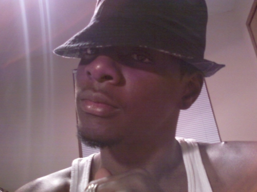 Da_H0TTEST's profile picture. Yes i know im da SHIT!!!!