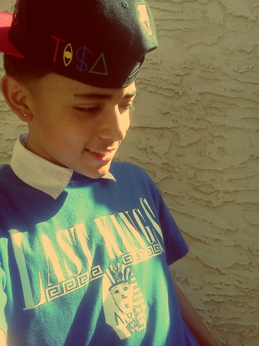 Gabriel / Fresh / teenager/ Pink+Dolphin /True religion! / Smart / A+ student / peace & love & God / The Nations Best co. / @deenaeuhh_:)