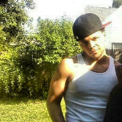 shwoop33's profile picture. 