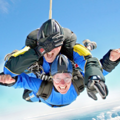 We are specialists in providing thrilling #skydive experiences each time you take to the sky in the UK.
#skydive #tandem #charity #AFF