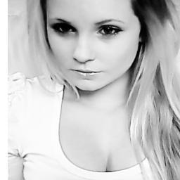 chekychicken's profile picture. 