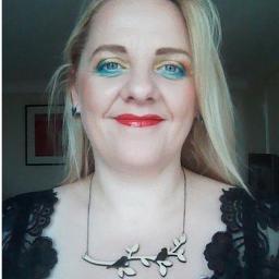 This is a training account for @TheTweepleQueen #Twitter4Biz
