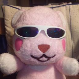 zederbuch_0902's profile picture. メロディックな疾走系ヘヴィメタル(メロスピやメロデス)が好きな偏食的メタラー男です。リンゴマークのスマホとPCを愛用中。我が家の姫君「まりぃ様」に溺愛中でもあります。