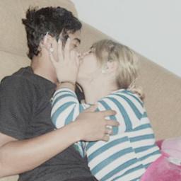 vєм ραrα σ мєυ мυท∂σ qυєє , єυ ττє єทsiทσÓ α gσsταr мαis ∂σ qυє ℓαsαทнα .♫