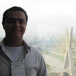 Estudante de Computação e apaixonado por tecnologia!