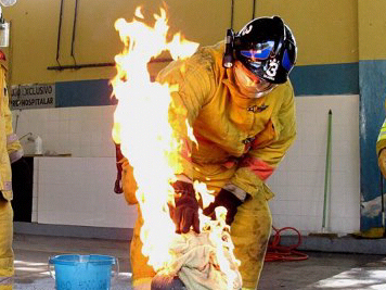 Bombero Voluntario de la Gloriosa Tercera Compañía de Sajonia - Contador y Administrador