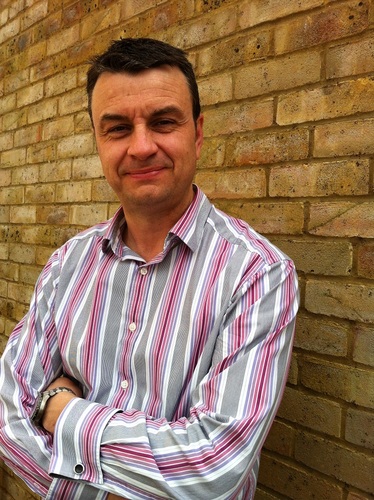 Director of comms agency Nobull Comms. Norwich City, Maidenhead Utd, dance music, cars, cycling, real ale and IOW enthusiast