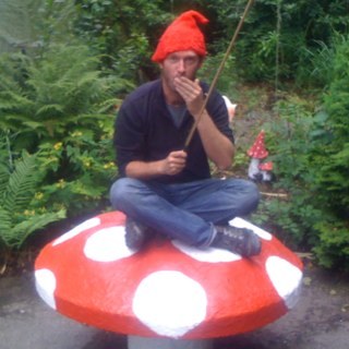 georgepags's profile picture. TV producer, general numpty, 100% European