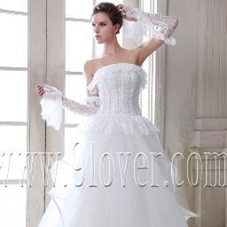 Follow me, I will follow back. https://t.co/8H4Tl0Crez will offer you to enjoy the extravagant bridal gowns & help you to save your budget.