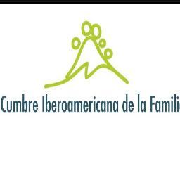 Promover a la familia como eje de la Responsabilidad Social, estableciendo acciones que apoyen su desarrollo público y social, como agente de cambio.