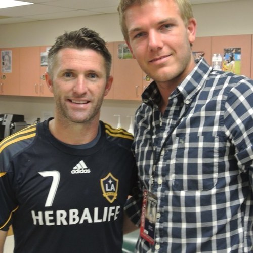 realcreid's profile picture. Used to be a hockey player. Sold phones and rented cars. Now an Emergency and Intensive Care Medicine Doc, average golfer and terrible surfer.