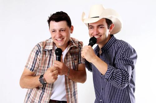 Somos a dupla João Marcos & Leandro. Twitter atualizado pela dupla e pela produção.
