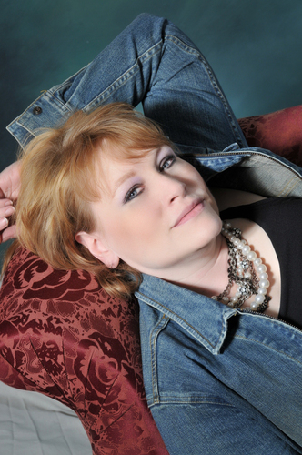 HoldenRobinson's profile picture. I am the author of The House of Roses, published in 2010, Becoming Mona Lisa, published 2012, and the creator of the blog, Tommy's Tool Town.