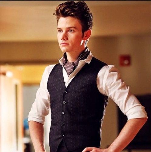 Belieber, Directioner, gleek and die-hard Klainer. Would never leave these amazing fandoms
