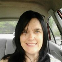 Julie Tharp - @julie_ann_tharp Twitter Profile Photo