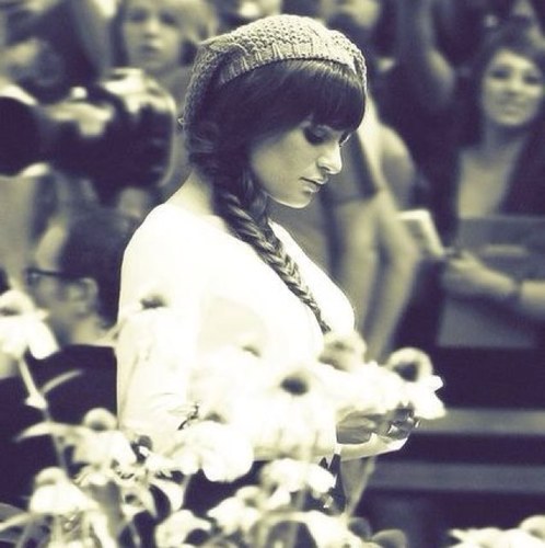 GoldStarBerry_x's profile picture. I'm Rachel Berry, but you already knew that. [Free, literate RP acct, AU, Future, 18+]