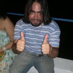 Ah, eu quero desvendar as coisas d vida, mergulhar no mar da felicidade, conter instintos e trilhar minha estrada.