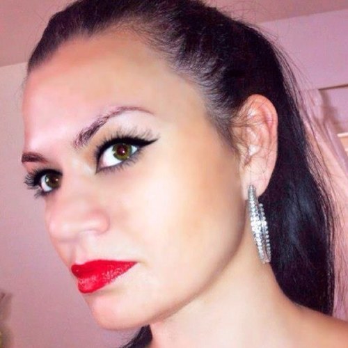 DeeSkyMe's profile picture. 