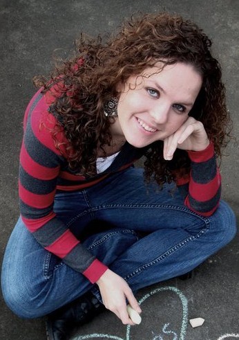 CharisEmrich's profile picture. Researcher of business organization, leadership development, motivation, communication, etc. Professional writer, auto mechanic, and ballroom dancer.