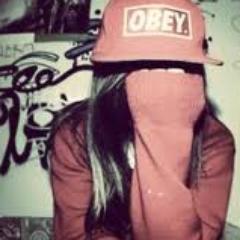 ♔Je leest m'n bio.. Follow me dan ook gelijk! ♔ Houdt van Koekiemonster ♔ Mijn tweets zijn retweetbaar ♔