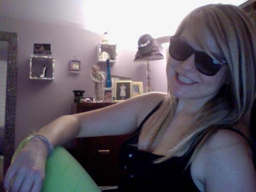 alysehinton's profile picture. You only got one life; live it up!