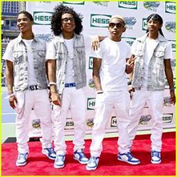 A fan page for @MindlessBhavior