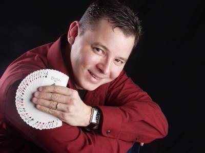 scottdavismagic's profile picture. I'm a professional magician and speaker. I trick people for money.