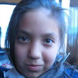 hola me llamo coralie ,soy divertida y graciosa porfa FOLLOW ME♥♥♥