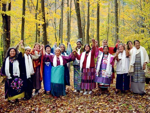 Official Page of the Int'l Council of 13 #Indigenous Grandmothers, global alliance of #prayer, education #healing for our #MotherEarth & #4thenext7generations