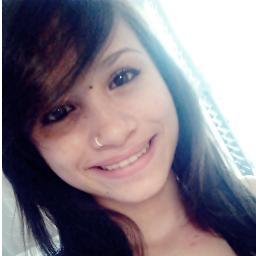 aquariana, 16 anos,Santista ,amoo sensualizar,para mim o sensualize é arte e dançar é td de boom ,carinhosa,engraçada....u.u _ follow?