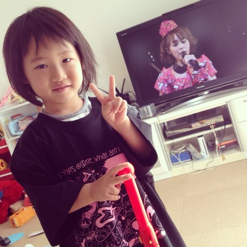 Rena_L's profile picture. #AYATOMO あーやとKITAxERIが大好き！お休みは娘とLIVEゴッコ！綾友さんと今日も行く♫つーか、これからっしょ。ＤＧＳも絶賛応援のboy！ ラジオは響関係が多いですが他にも時々聞くよっ