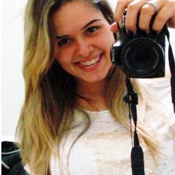 Quando as coisas não acontecem como a gente quer, é porque talvez aconteça melhor do que a gente imagina. ;)