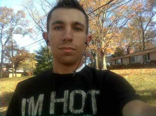 DanielAPrescott's profile picture. Single