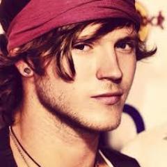 ThePoynterPosse's profile picture. We all love that cute, talented, tattooed and pierced, messy haired, stripable 'sexy little boy', that makes all rude things seem funny. :)x