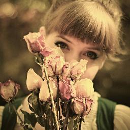 Timid_Artistry's profile picture. Check out my artwork: https://t.co/TeEdgJui2r