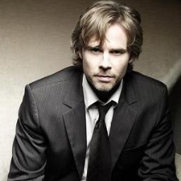 Shifter. Reformed bad guy. Owner of Merlotte's Bar & Grill. Not fan of vampires, but humans are even more fuck up. [#TB SVM RPMC MP]