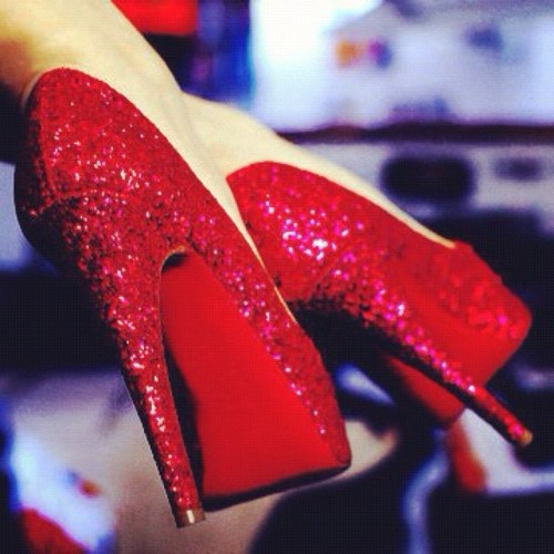 My life is all glitter and sparkle, bitch.