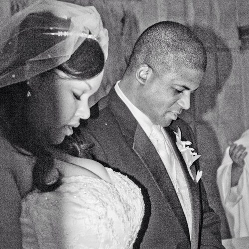 essentialkeys's profile picture. Premiere boutique event planning company specializing in weddings. The CEO @bkiesha061 is married, so her publicist tweets about her own dream wedding.