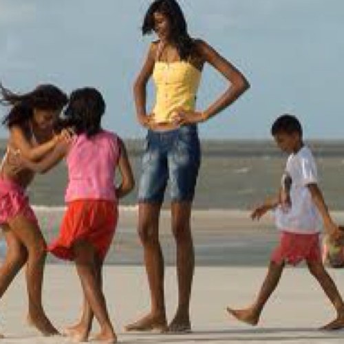 Shittallgirlsay's profile picture. I'm taller than you. Haha. Look at how tall I am!