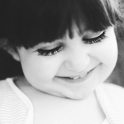 كل إنسان سيكون يوما ما مجرد { ذكرى }
  أمنيتي أن أكون ذكرى جميله في قـلـ♥ــوبكـم  ..
   تغريداتي مما راق لي من حكم وخواطر ..