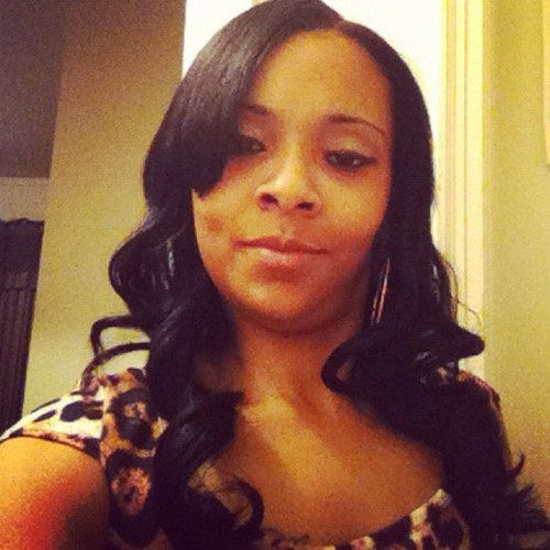 Im a very beautiful, smart, independent mother who loves her kids dearly. I love and live life like its my last. #Team Leo *IDGAF bout ur feelingz*