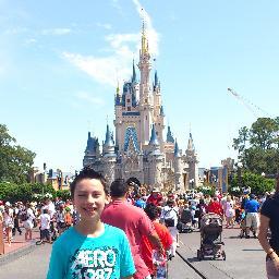 Ivanjose200's profile picture. 