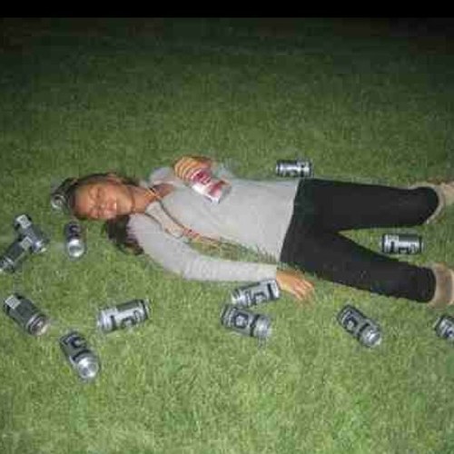 Im sooo drunK rifht now!!                                avi is not me.