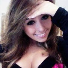 E se hoje eu não confio em ninguém, é porque todos em quem eu confiei me decepcionaram 

QUERO VER ALGUEM MIM SEGURAR NESSA PORRA!

http://t.co/hU3BiwjOoY