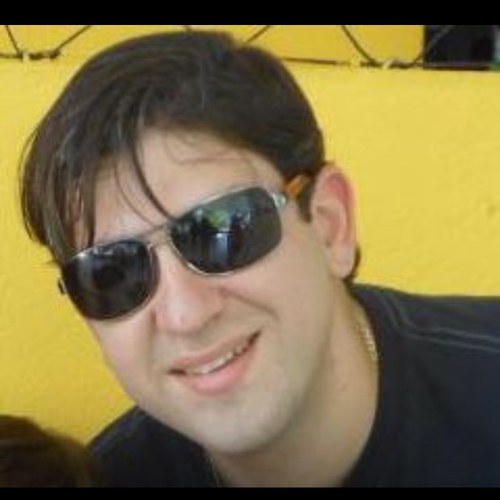 CEO da @mvarandastec, casado, pai de Gabriel e Rafael, torcedor do Fluminense, apreciador da boa cerveja e pedaleiro! Muitos me conhecem por Kiko :)