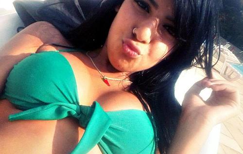 - Me chama de cadela , delicia , gostosa QQ eu te faço enlouQQuecêr * ((;  .. VEEEÉM NENÊM vem ? ;p